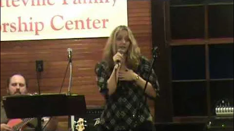 Loretta Welch Singing Thank You Lord For Your Bles...