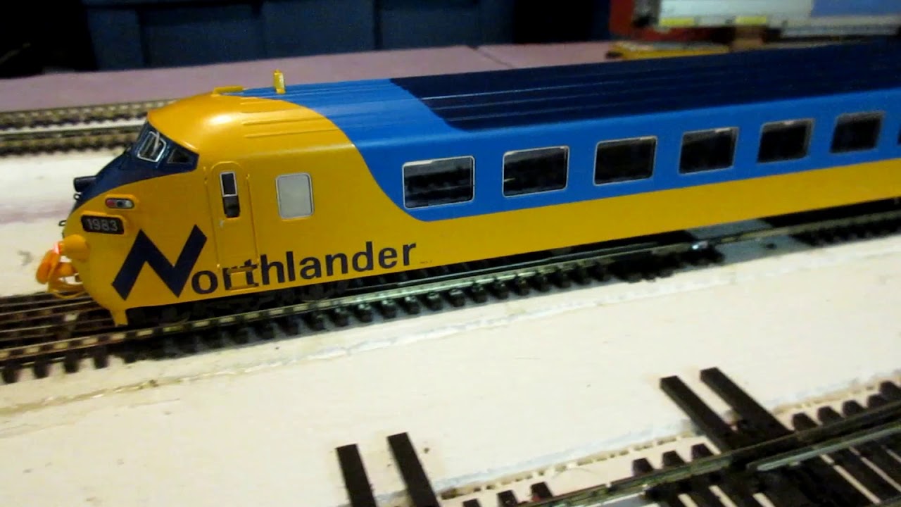 Ontario Northland Roco HO scale Tee Train - YouTube