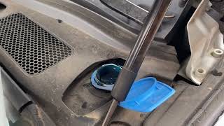 How to repair your Audi Q5 2 0T  Windshield washer fluid refill