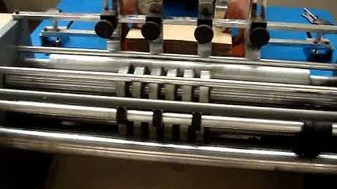 Automatic High Speed Cardbaord Partition / Clapboard Machine