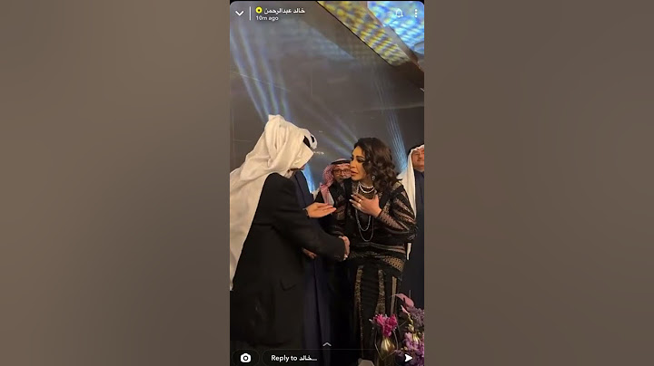 ‏خالد عبدالرحمن يعاتب أحلام خلف كواليس حفل جوائز جوي .#JoyAwards