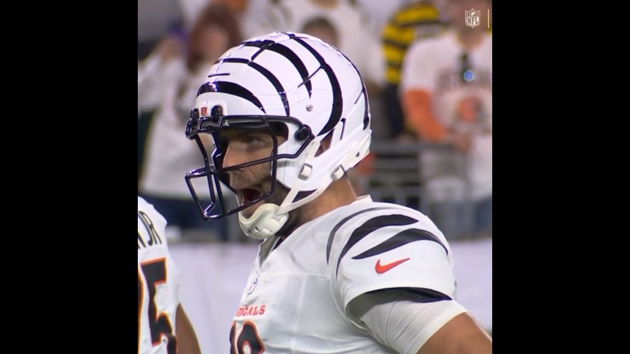 Joe Flacco couldn’t believe Ja’marr Chase dropped this pass 🤣