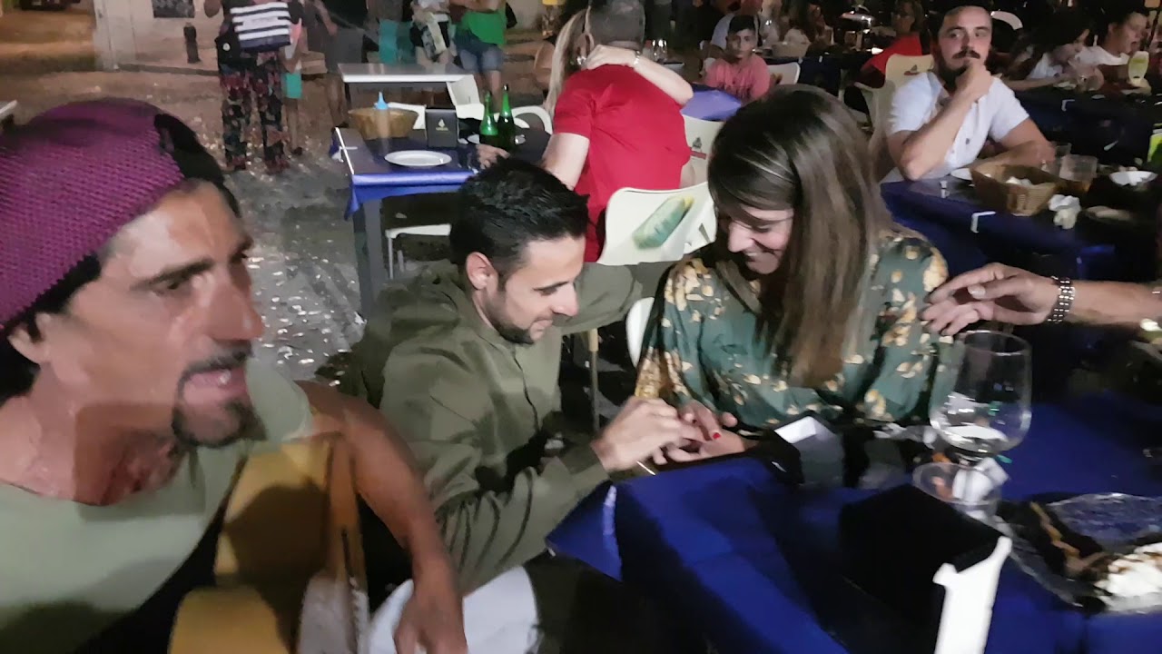 Pedida de mano muy bonita en la terraza kiki (mirador san nicolas ,Granada)
