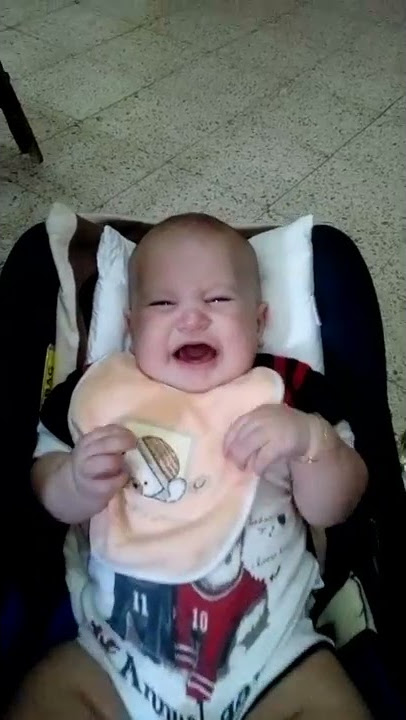 bébé qui pleure