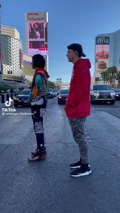 TUTORIAL CARA JALAN MUNDUR VERSI MICHAEL JACKSON (OFFICIAL VIDEO)