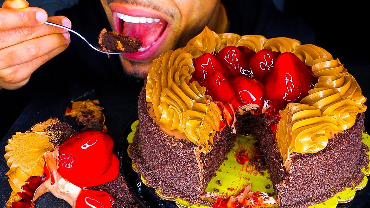 ASMR CHOCOLATE CAKE EATING *BIG BITES* MUKBANG | NO TALKING - YouTube