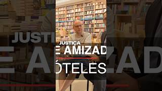 🤝⚖️ Justiça e Amizade: Qual Sustenta a Sociedade Política?