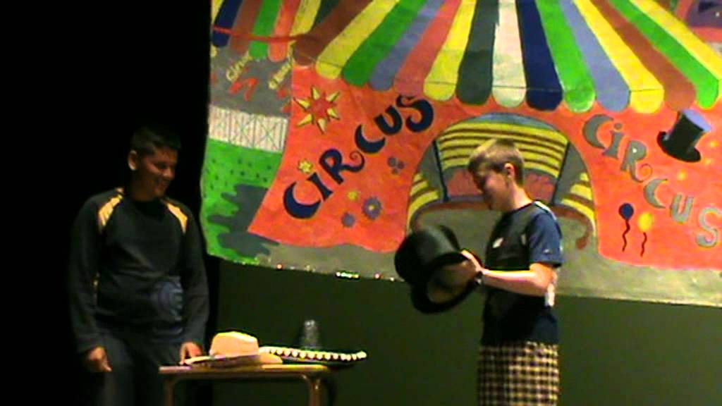 Teatro El sombrero mágico.6º curso - YouTube