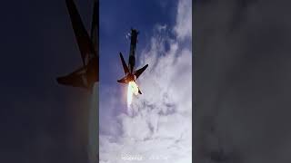 Falcon Heavy Boosters Landing Up-close