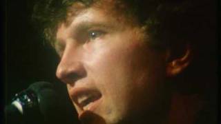 Miniatura de vídeo de "Tom Robinson - Glad To Be Gay (Secret Policeman's Ball)"