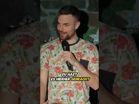 Deutscher Comedian ZERLEGT Antifa