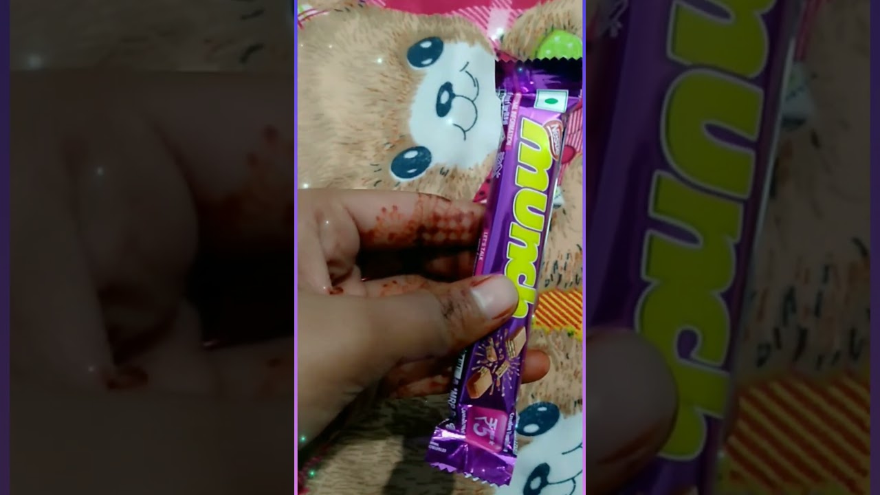 unboxing munch packet...🍫