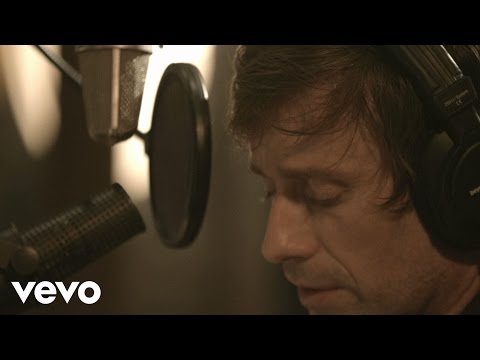 Thomas Dutronc - J’me fous de tout (Live Manouche à Ferber) (ThomasDutroncVEVO)