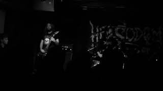 HELLSODOMY - MENSTRUATION BLOOD ON THE PENTAGRAM (LIVE@KARGA,KADIKOY-24.12.2021) Resimi