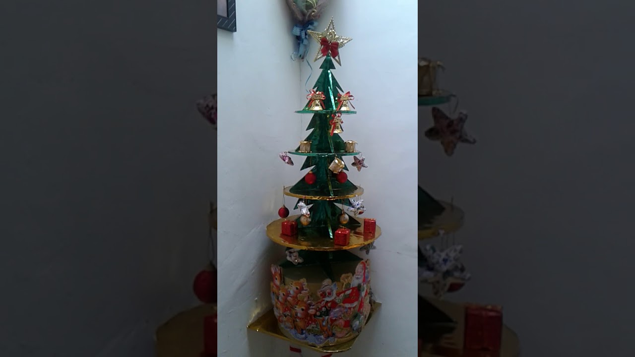 Pohon Natal dari bahan bekas YouTube