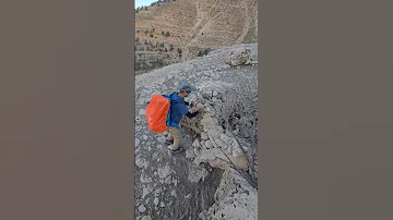 قله ۳۰۰۰ متری و شب در کوه کوهستان کوهنوردی کمپینگ مله بایی ماجراجویی 