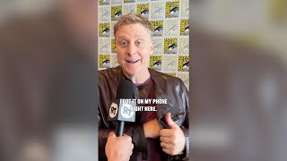 Alan Tudyk Reviews His Own Show #ResidentAlien