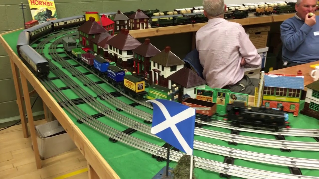 Dundee Model Show 2017 YouTube