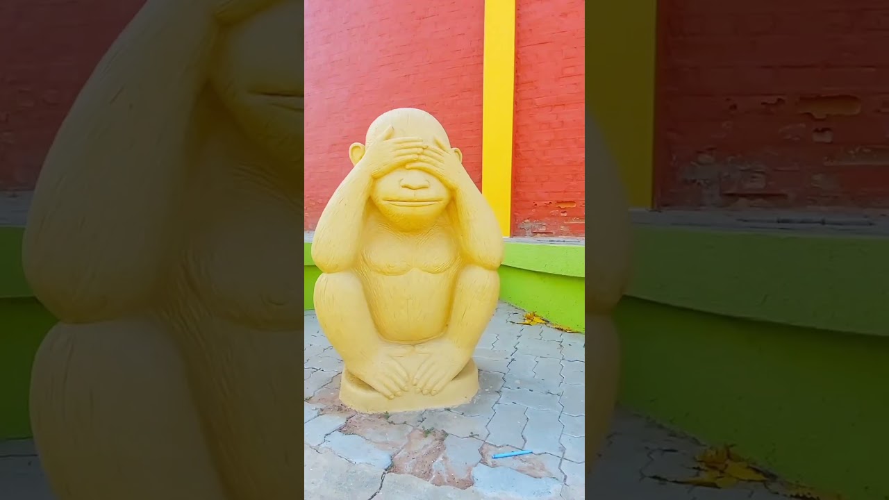 SPU campus tour. 💜🦋        