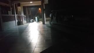 Viral video 35 detik tertangkat cammera:Kesurupan di depan masjid