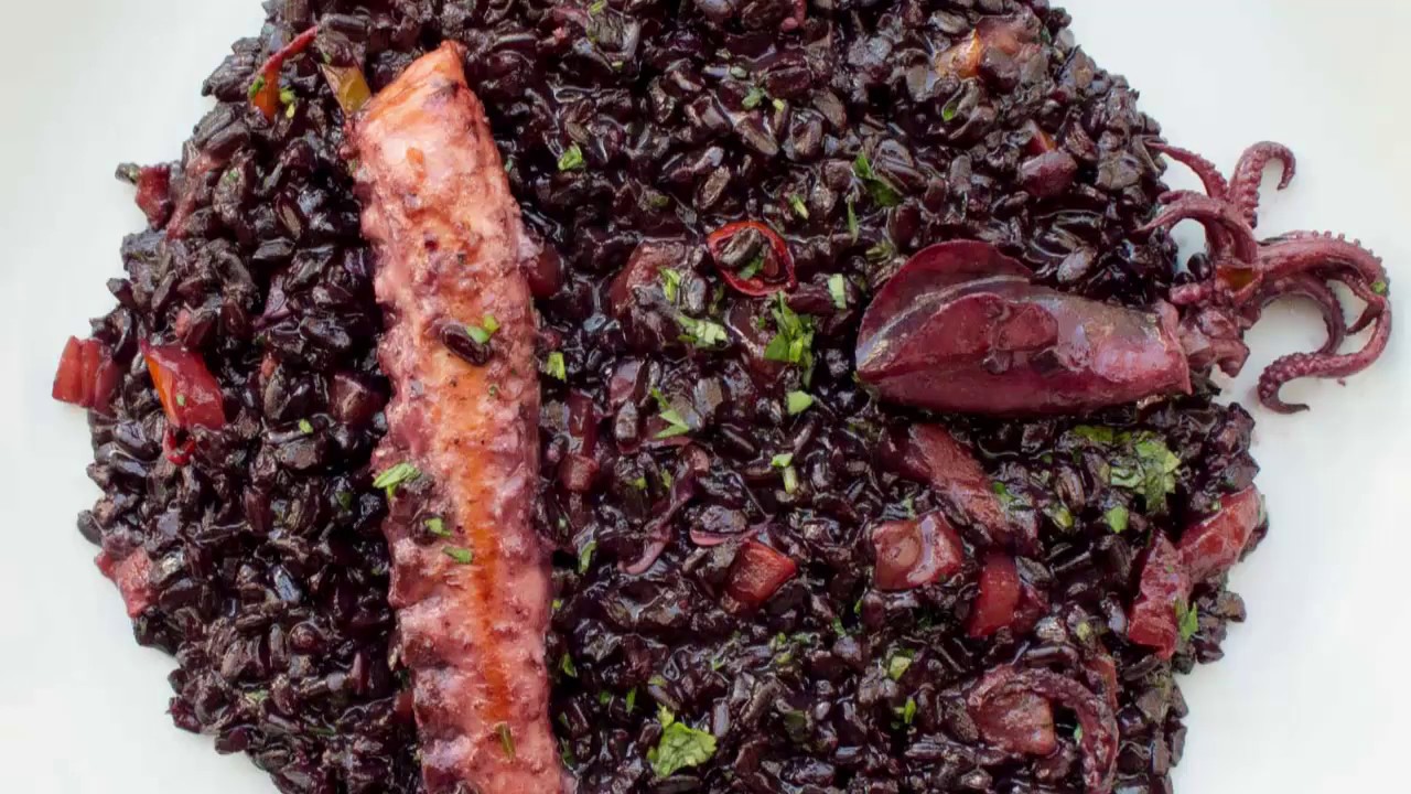 Arroz Negro de Polvo e Lula