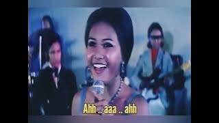 EMILIA CONTESSA & BROERY MARANTIKA - Nasib Pengembara [OST From The Movie AKHIR SEBUAH IMPIAN](1973)