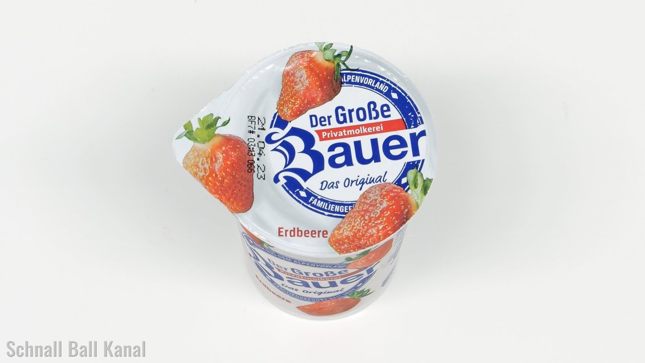 Unboxing German Foods: Der Große Bauer - Erdbeere - Joghurt - Strawberry -  Yogurt - 250g - 8K UHD - YouTube