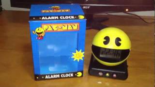 PACMAN Alarm Clock by paladone.