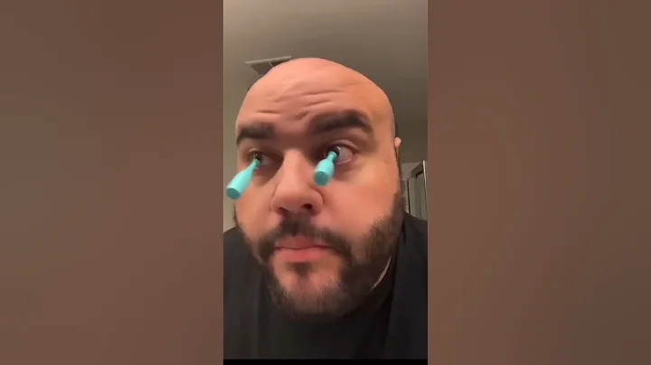 MY EYEBALL CAME OUT 🥺🥺#funny #comedy #american #shorts #makeup #eyeballs