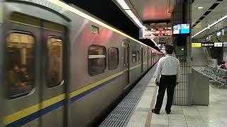 2164次EMU800區間車台北離站