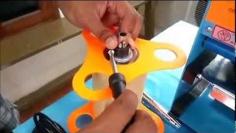 Máy đóng nắp ly nước mía, máy dập nắp cốc thủ công, máy dán nắp ly bắp rang bơ, trà sữa