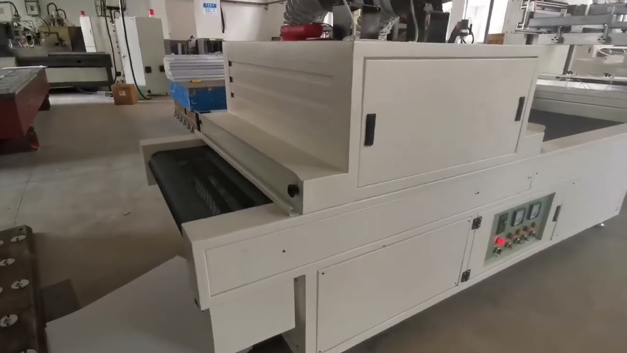 Semi-auto screen printing machine+UV curing machine with robotic hand