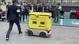 【4月から公道解禁も】自動配送ロボットの衝突回避システム実演