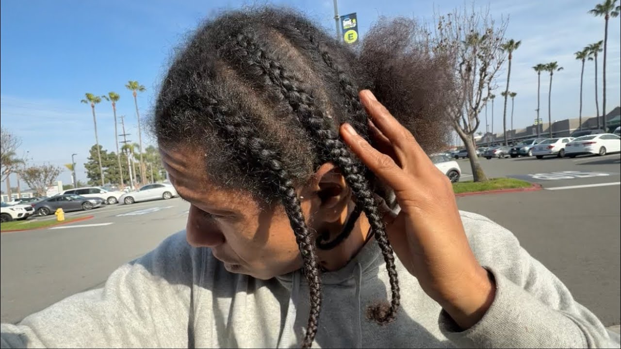 WALKED IN THE GYM LOOKING CRAZY WITH ONLY 3 BRAIDS! 😳