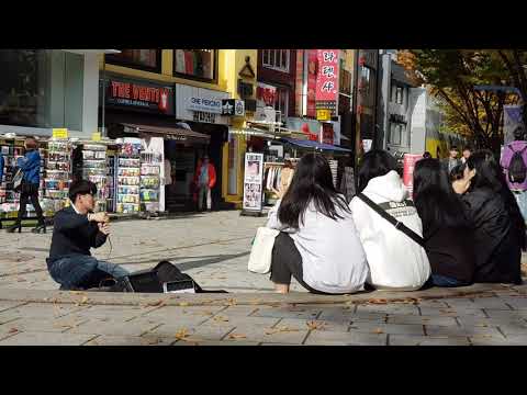 20191029 홍대 관객반응 쩌는 래퍼 버스킹 01 - 이런 관객이라면 적어도 힘이나겠네여.ㅎㅎ