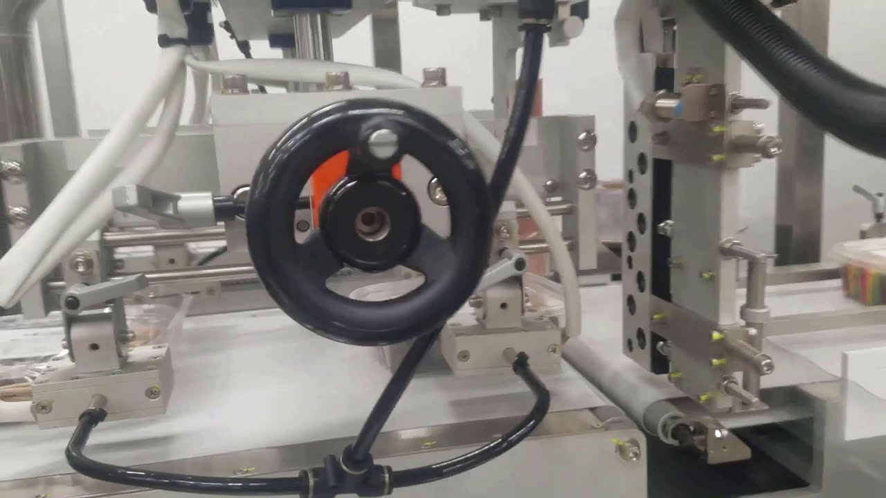 eatSafe Ringer | Close Up | Tamper-Evident Shrink Banding Machine