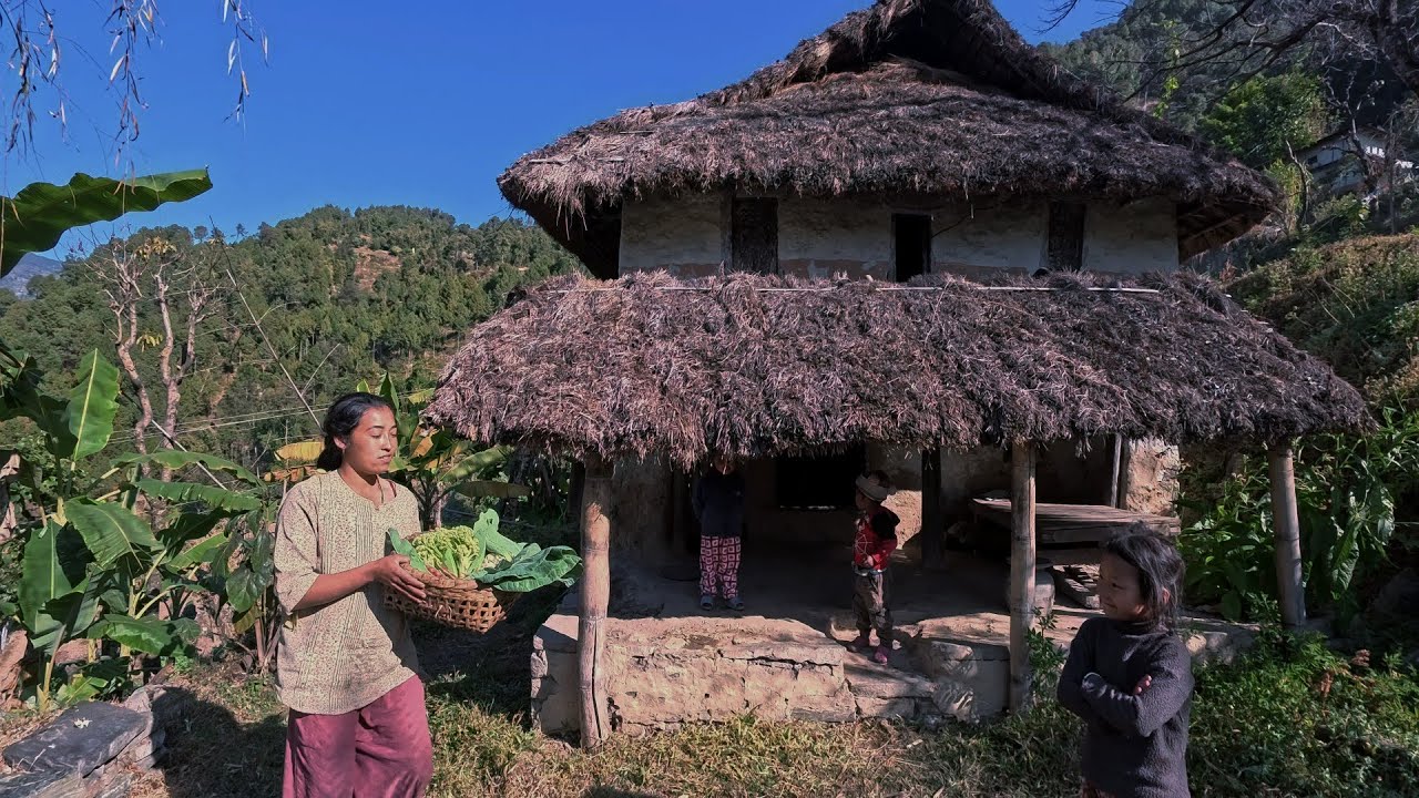 Life in a 197-Year-Old Traditional House | Peaceful Rural Nepal  / Solukhumbu /