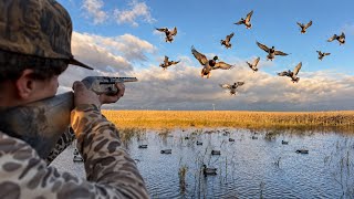 Duck Hunting a FLOODED Cornhole! (#1 Duck Recipe)