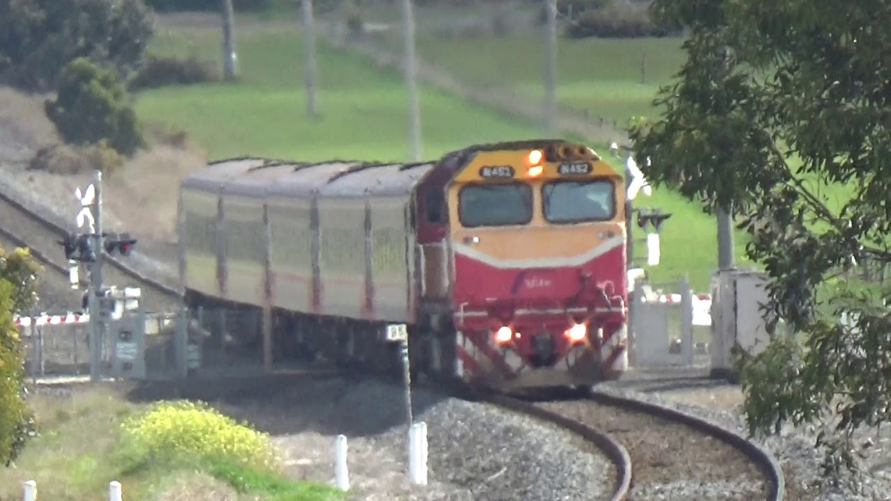 V/Line N452 “Rural City Of Wodonga”, N14 Arriving At Waurn Ponds Station YouTube