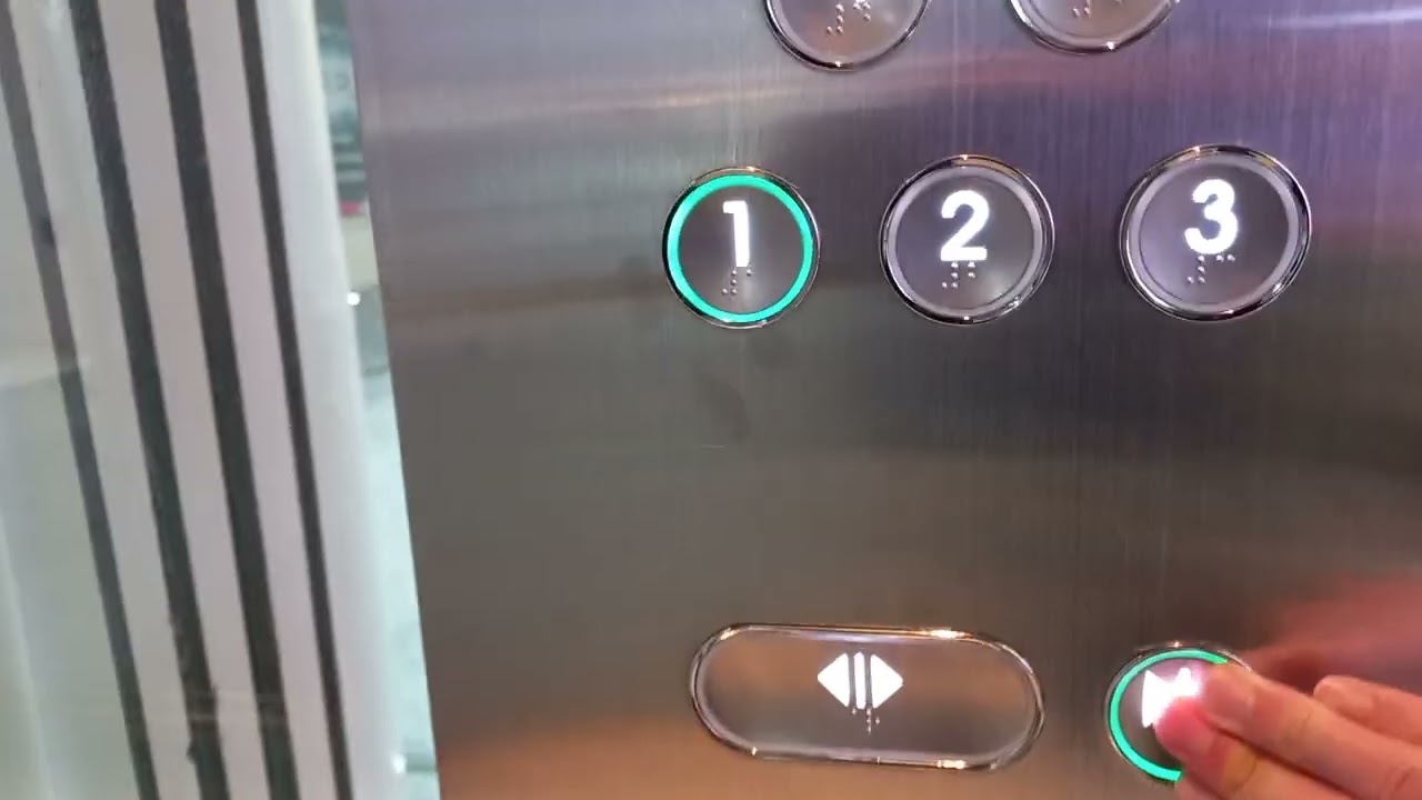 서울특별시 송파구 올림픽로 240 (잠실동) 롯데월드몰 나머지구간 16 현대엘리베이터 경고스티커 및 내/외부버튼 교체후 탑사기 (4)