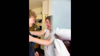 Als Je Broertje Denkt Dat Het Écht Nieuwjaar Is