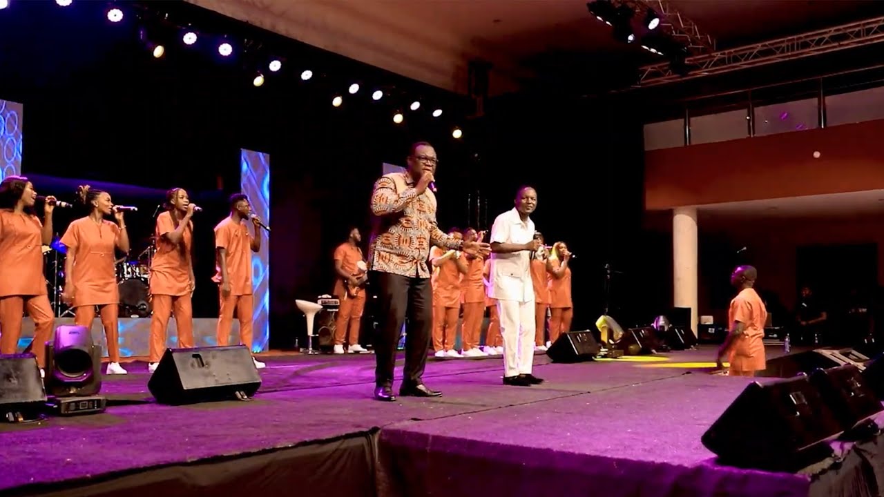 Pentecostal Praise by Eld. Emmanuel Awortwe Ft Pas. Kyei Boate