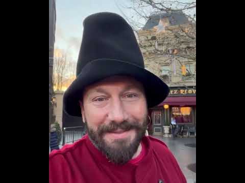 Евгений Чичваркин аниматор «Диснейленда»