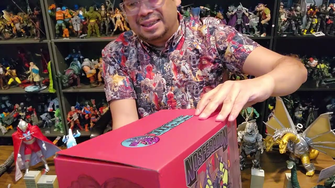 Распаковка фигурки Носферадона от Titanic Creations. Thefrenchspy81, коллекционер-взрослый.