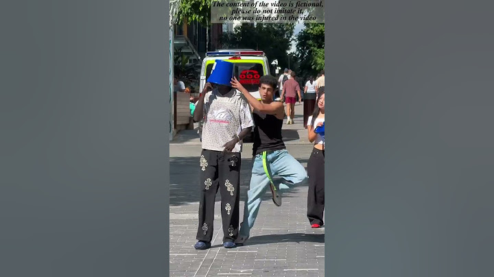 Water bucket prank #fyp#tiktok#Foryou#sofunny#funny#prank#funnyvideos#usa#❤️