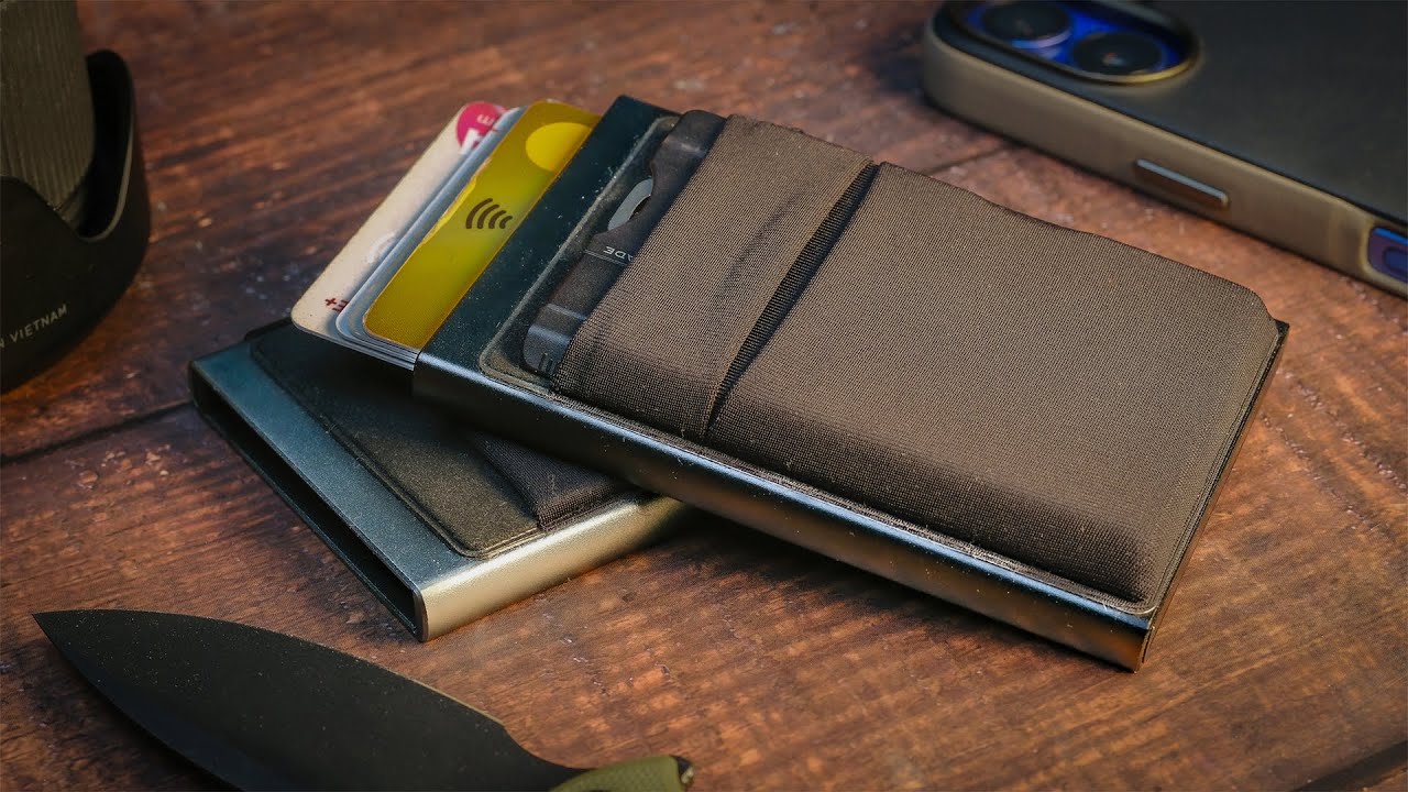 I found the most Minimalist EDC Men Wallet that Does EVERYTHING!
