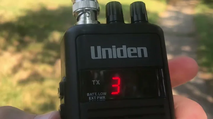 HYS 27MHz Telescopic 51" CB Antenna On Uniden PRO401HH Walkie Talkie CB Radio Receive Demo