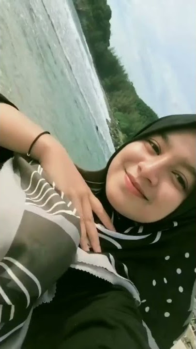 Video cewek cantik hijab