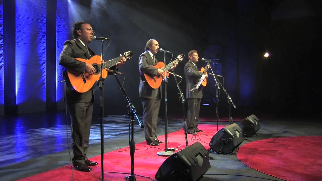 Los Panchos En Vivo - Rayito de Luna