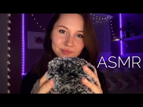 ASMR~Mouth Sounds (Mostly Tongue Clicking), Hand Movements & Repeating "Christina" (Christina's CV)✨